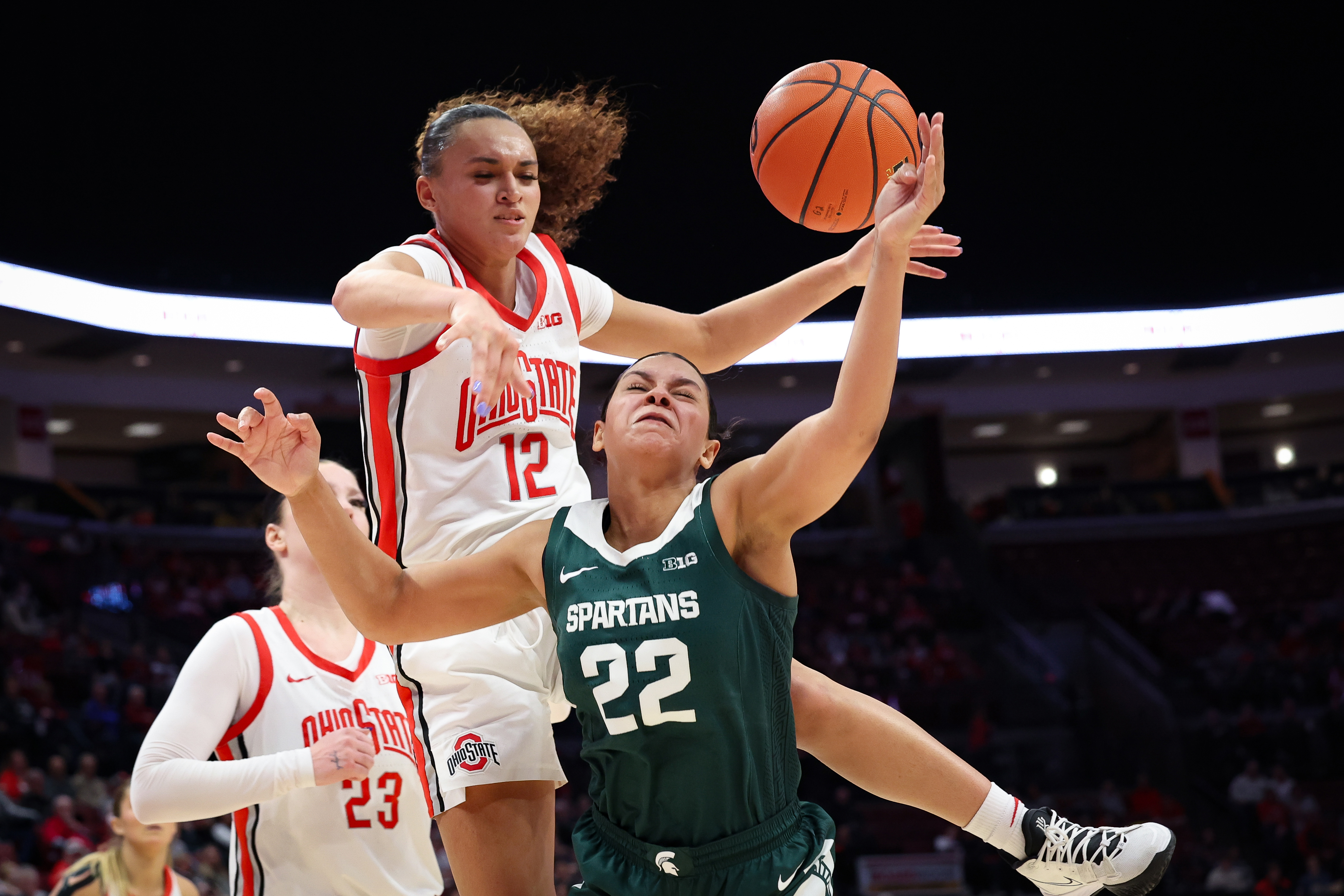 Ohio State Buckeyes Triumph Over Michigan State Spartans in Nail-Biting Battle for Awareness
