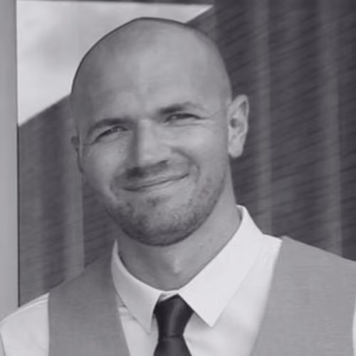Profile photo of Damien Wood