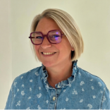 Elfie, chargée d'affaires chez AUKARÉ