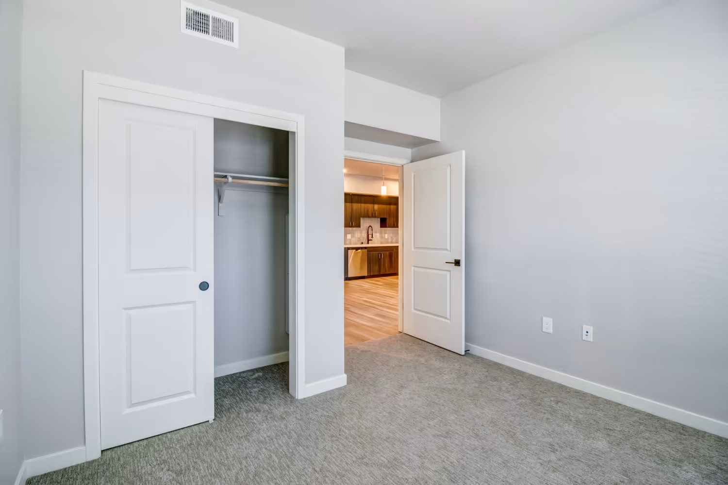 Bedroom with carpet