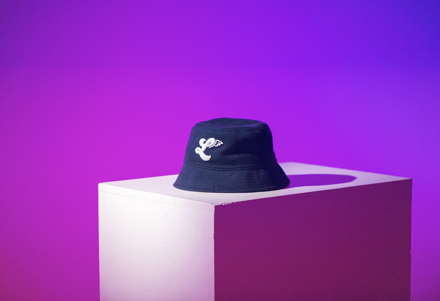 hat-2