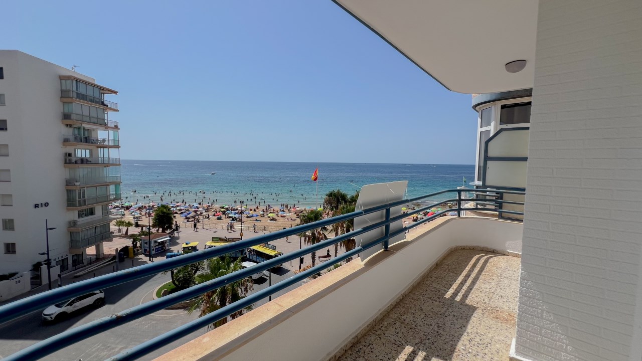 Frontline 2-Bedroom Apartment with Panoramic Sea Views in the Heart of Calpe for Sale | Costa Blanca