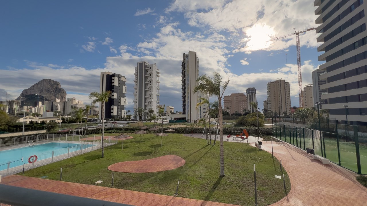 Duplex Sunrise Tower - Garden Area
