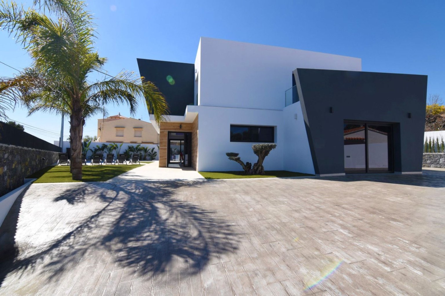Villa within walking distance to the sea in an attractive area of Calpe
 for Sale | Costa Blanca