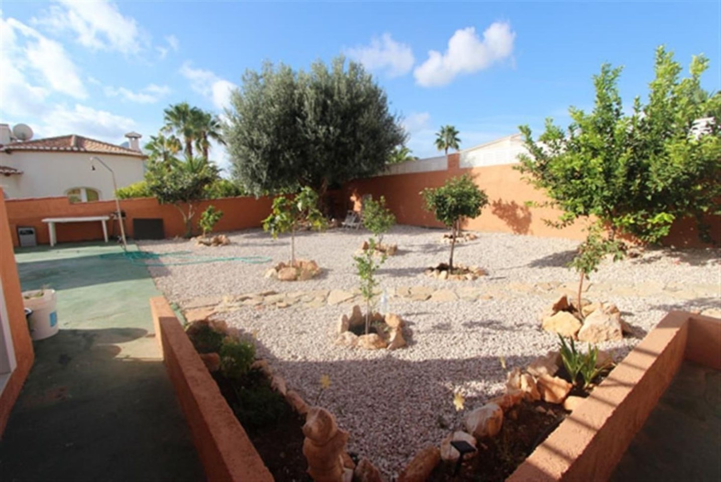 Fabulous Villa Close to the Beach in Calpe - Photo 2