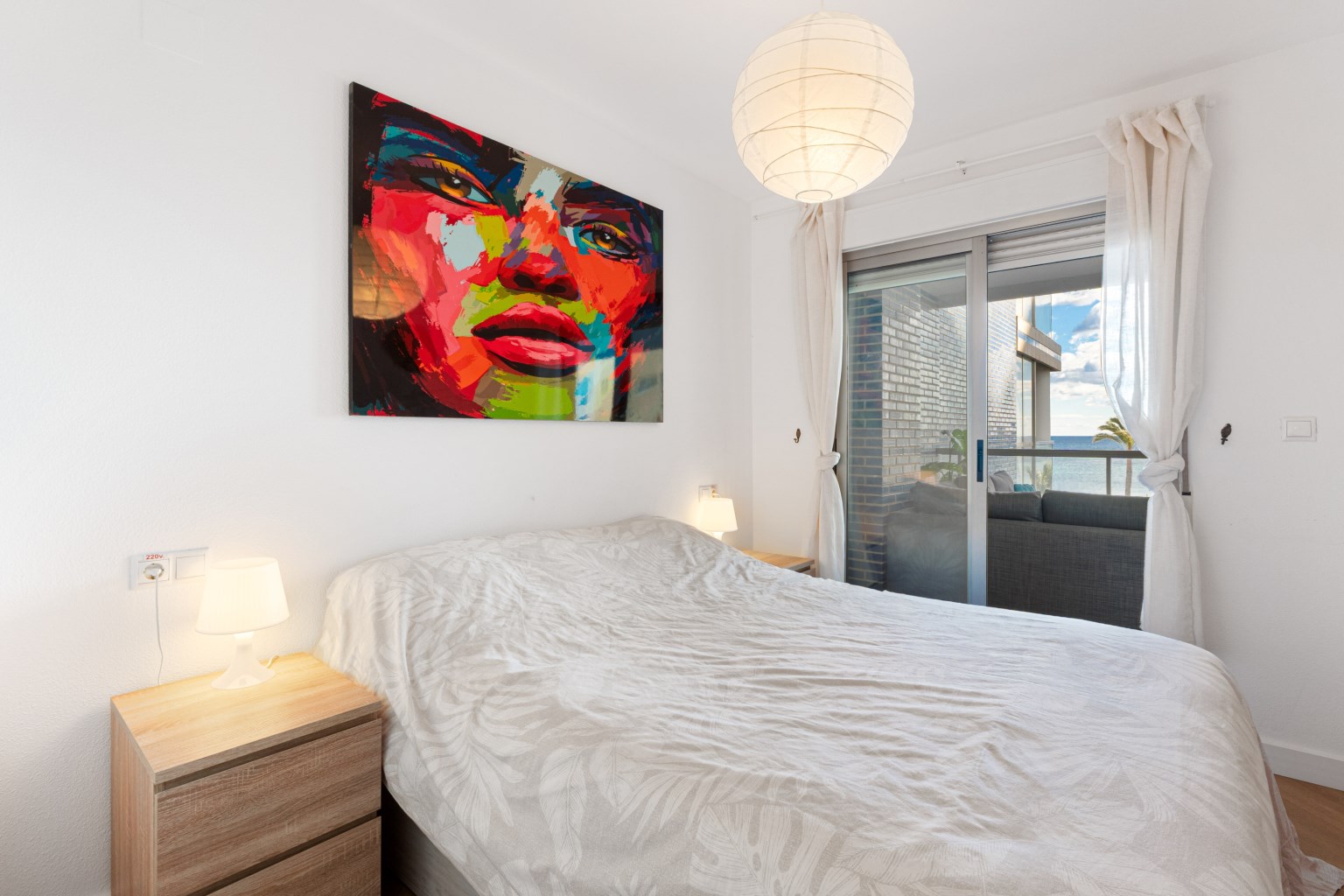 Renovated Apartment on the Frontline of La Fossa Beach, Calpe, with Panoramic Sea and Peñón de Ifach View - Photo 15