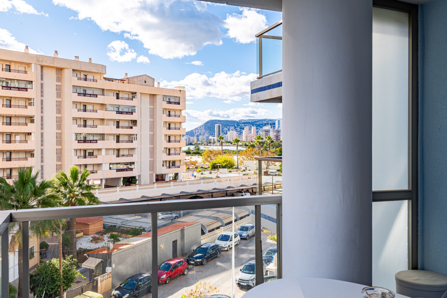 Renovated Apartment on the Frontline of La Fossa Beach, Calpe, with Panoramic Sea and Peñón de Ifach View - Photo 6