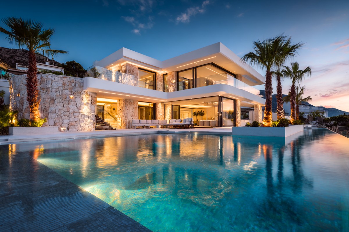 Luxury modern villa Costa Blanca with infinity pool at sunset - CASA RICA ESTATE SL premium property showcase