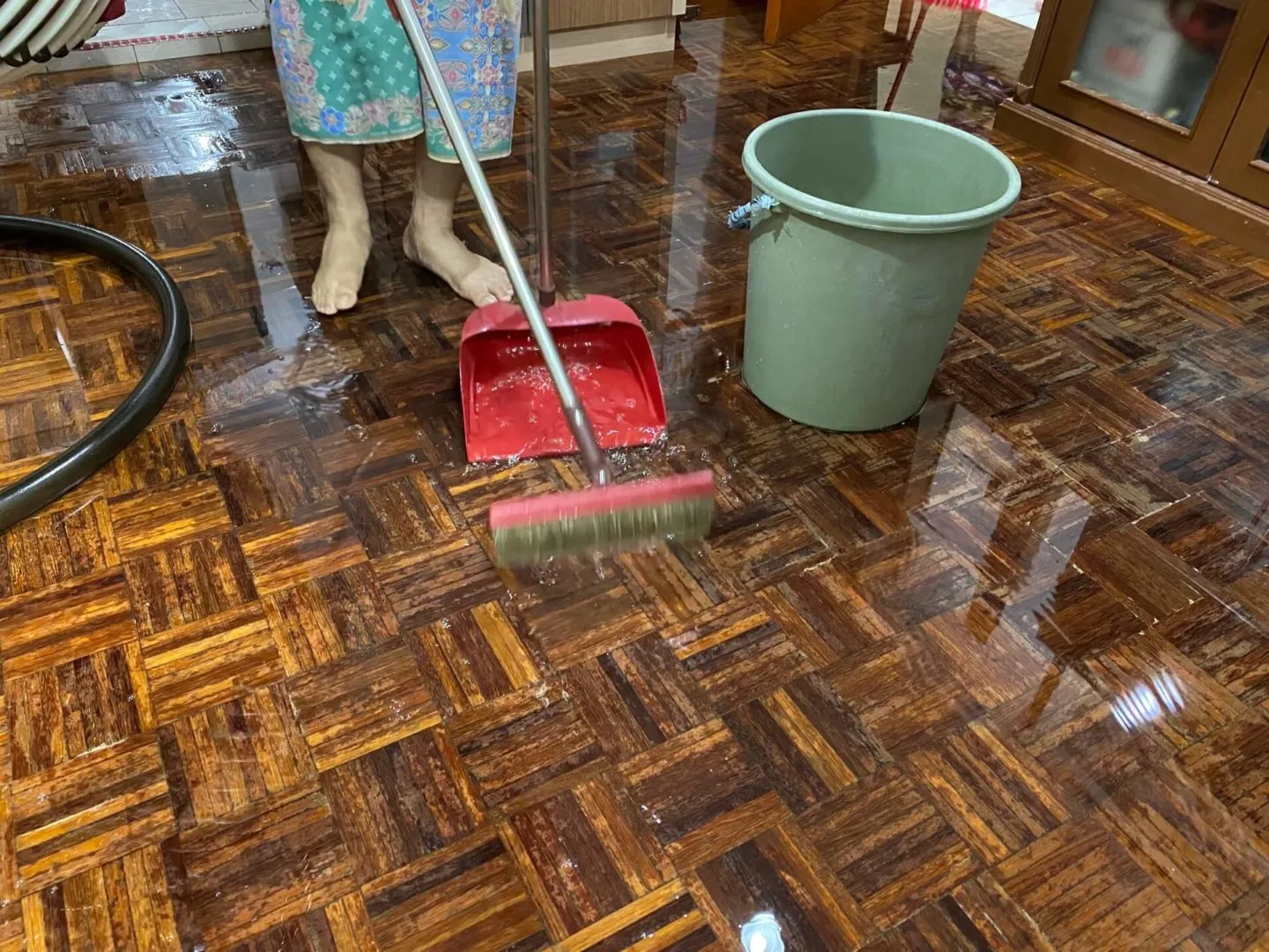 What Is The Difference Between Water Damage And Flood Damage For Insurance? - Save The Day Restoration blog
