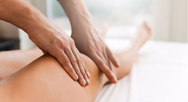 Sportmassage für aktive Tage – Wellnessbehandlung im Privat-Spa des Chalet Schönbuchet