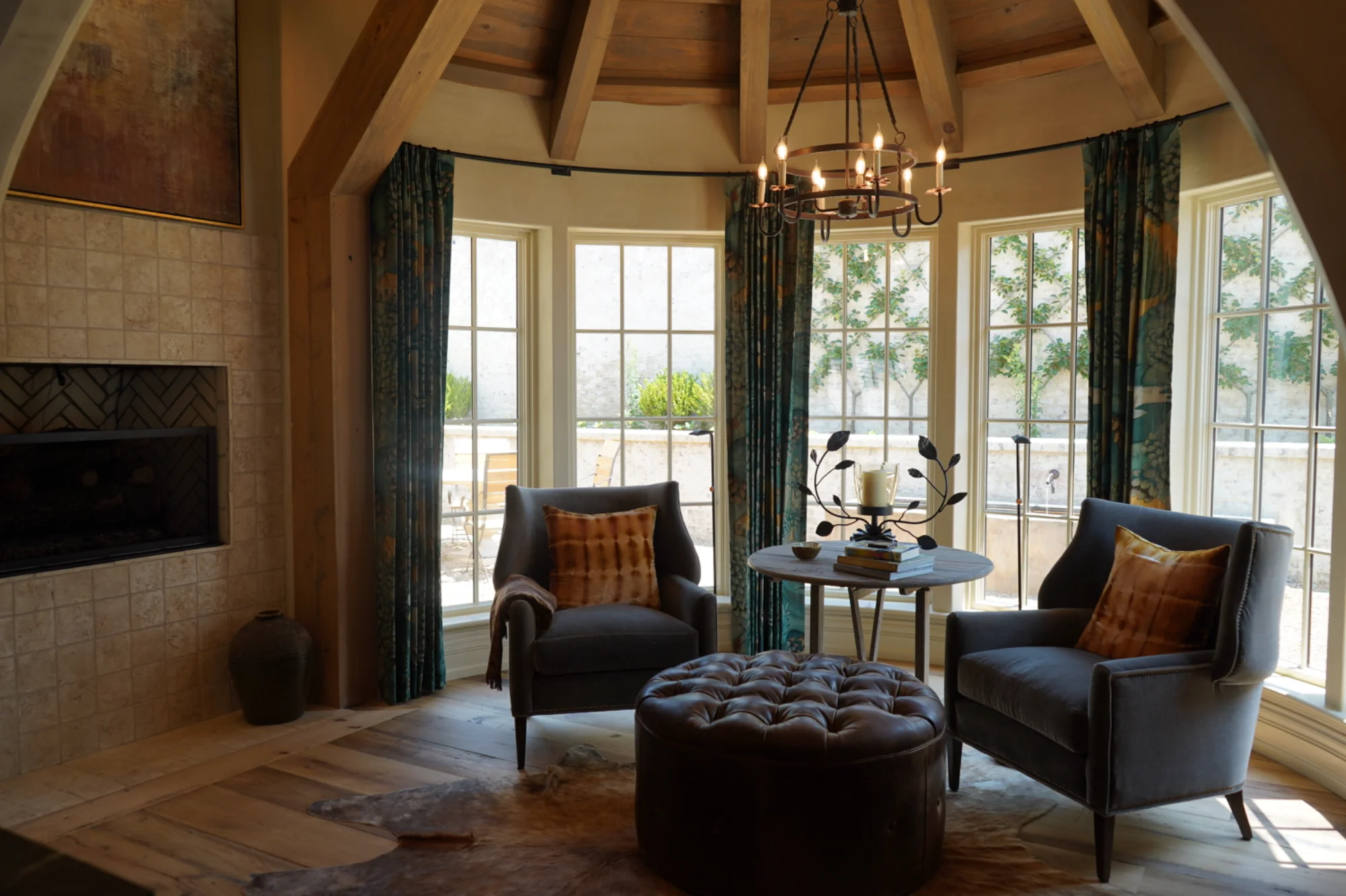Cozy living room with windows