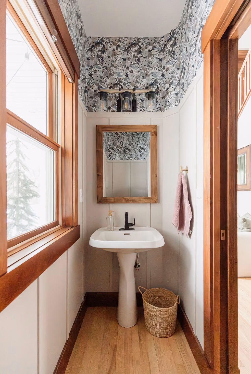 Luxury primary bathroom