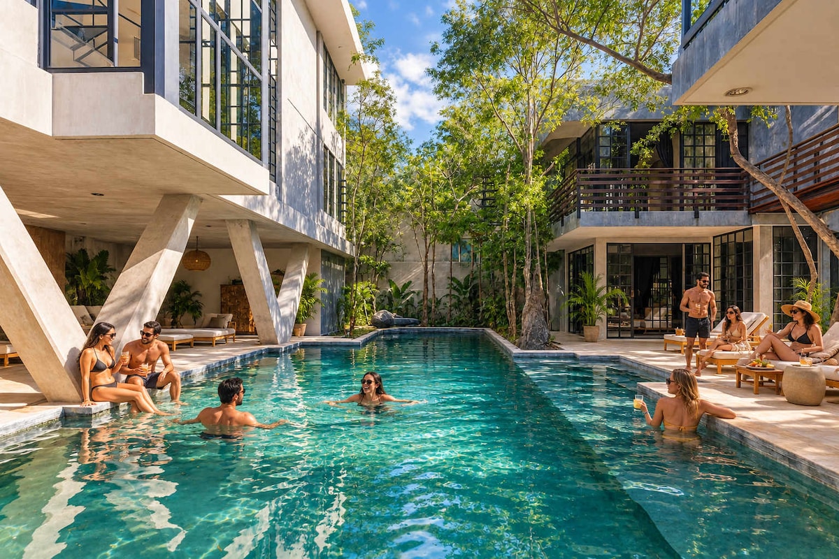 The pool at Ka'an-Tun, the villa in Aldea Zama