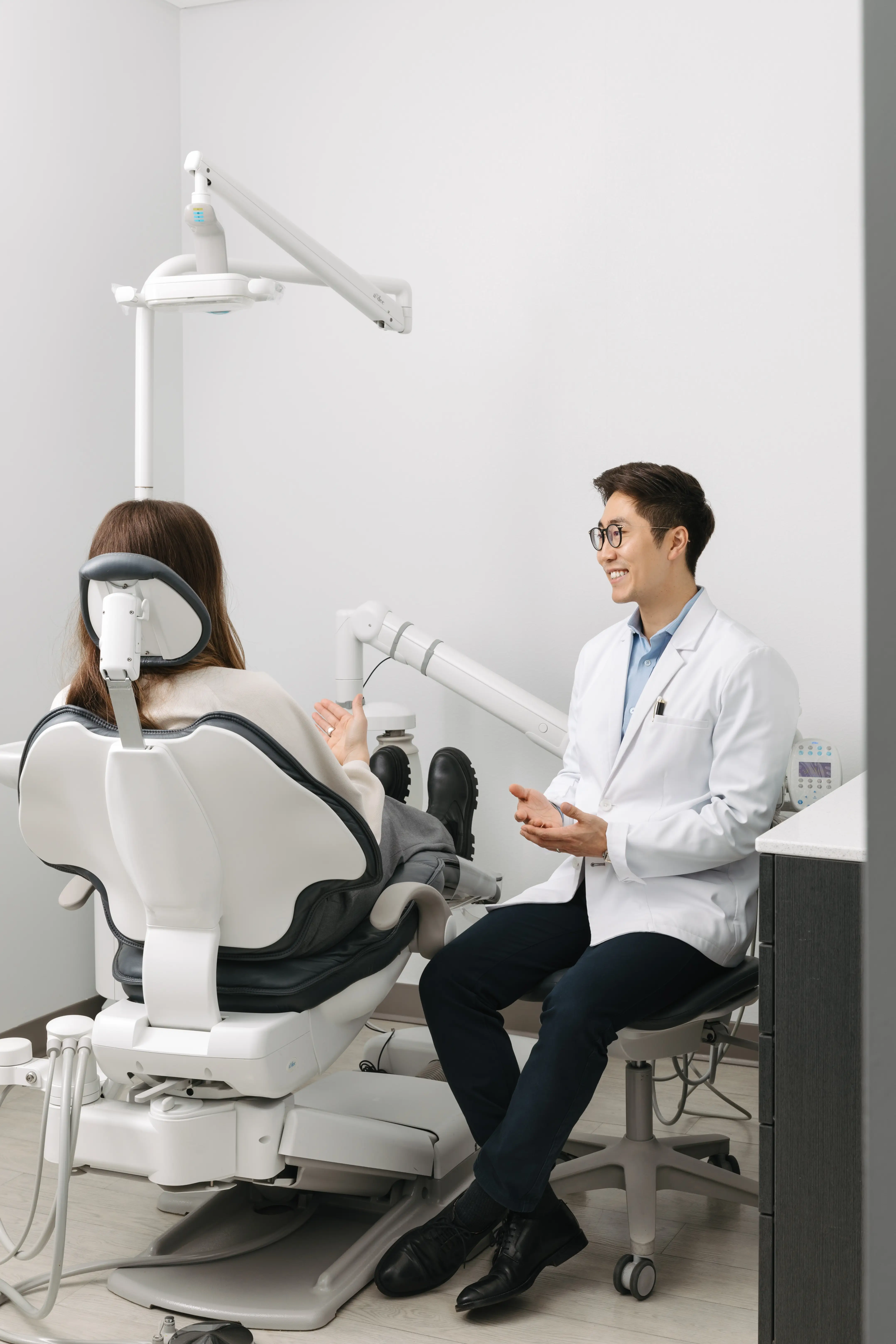 Livewell Dental treatment room in Fairfax Station, VA
