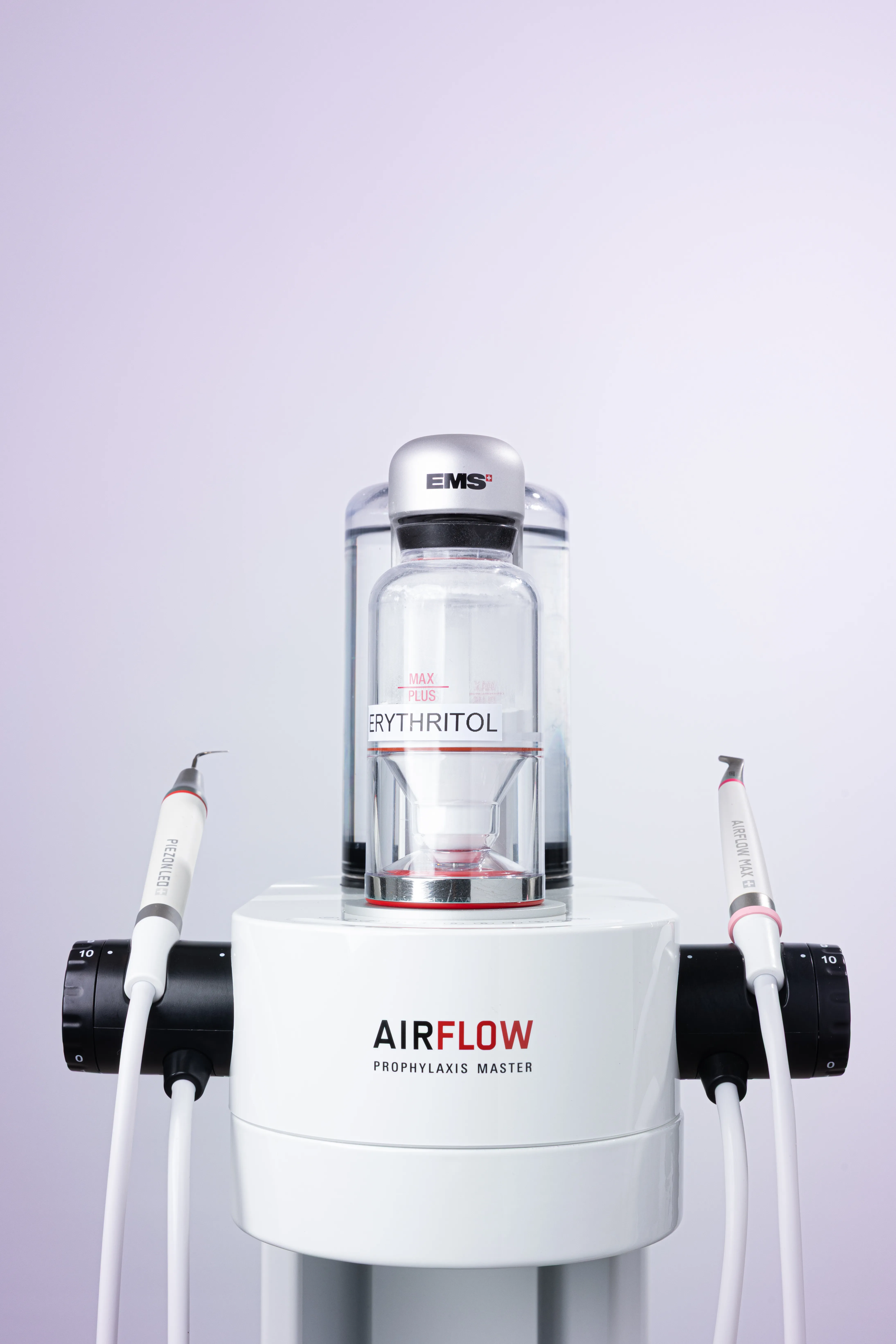 EMS AIRFLOW cleaning system with PIEZON and AIRFLOW handpieces
