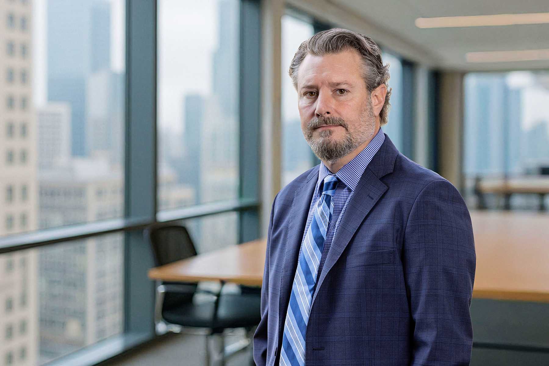 Family man with deep roots in the Delaware Valley. Passionate Litigator who always fights for the little guy.