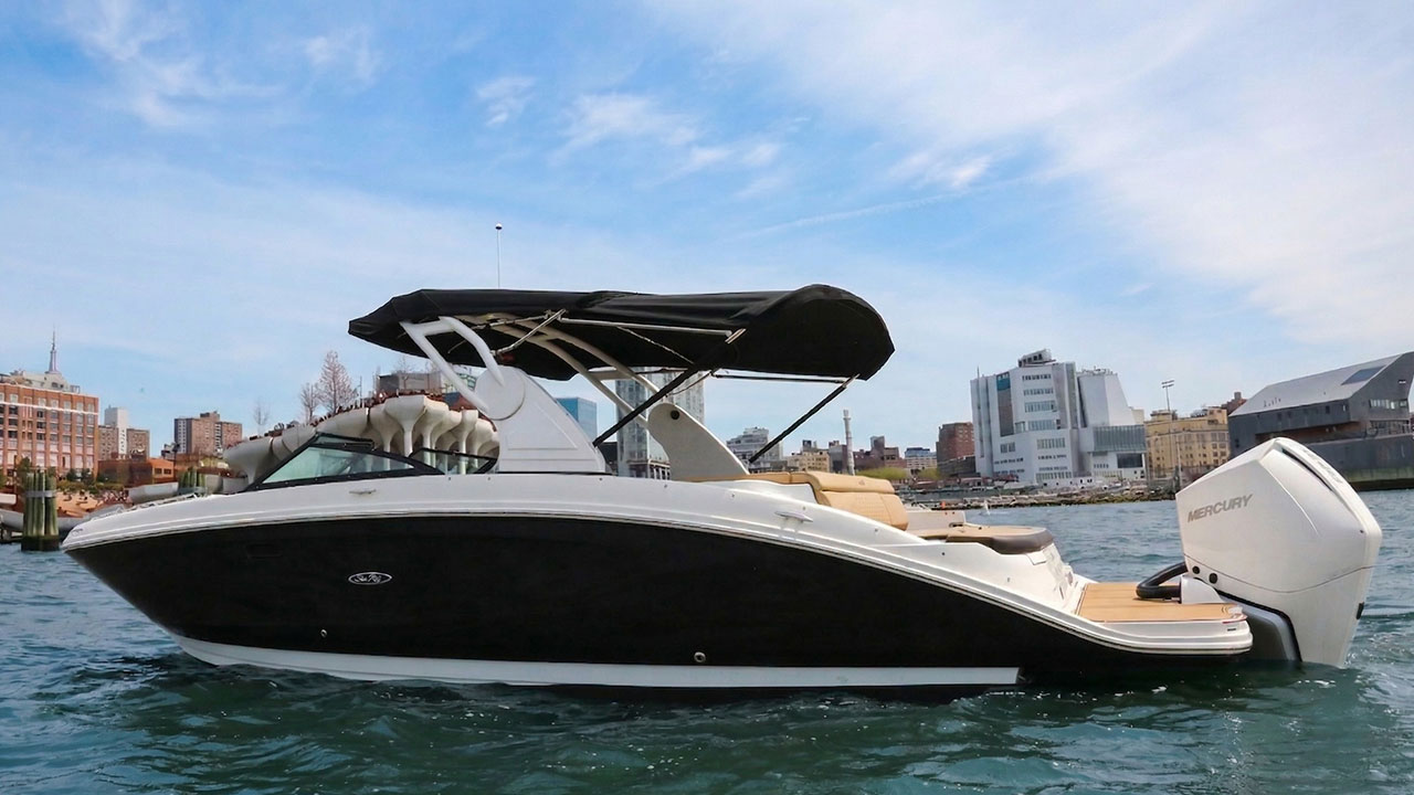 Manhattan Mermaid | Private Boat Rental NYC | Up to 8 Guests | Big