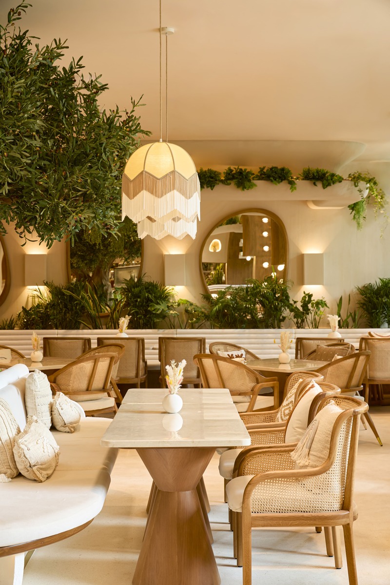 Brunch and Cake restaurant interior, Worli Mumbai
