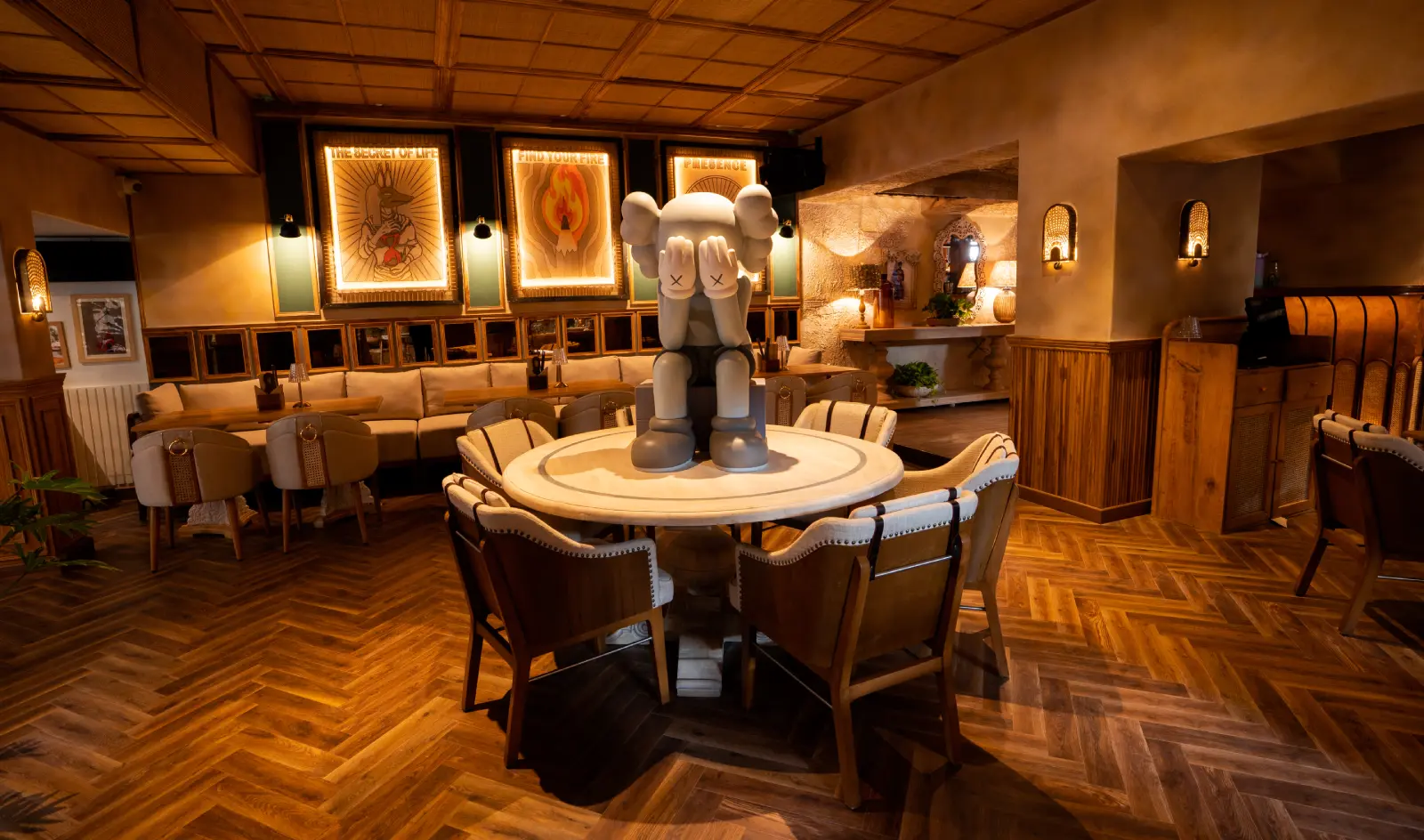 One8 Commune restaurant, Juhu Mumbai - Virat Kohli