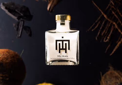 Image of the bottled cocktail pina colada.