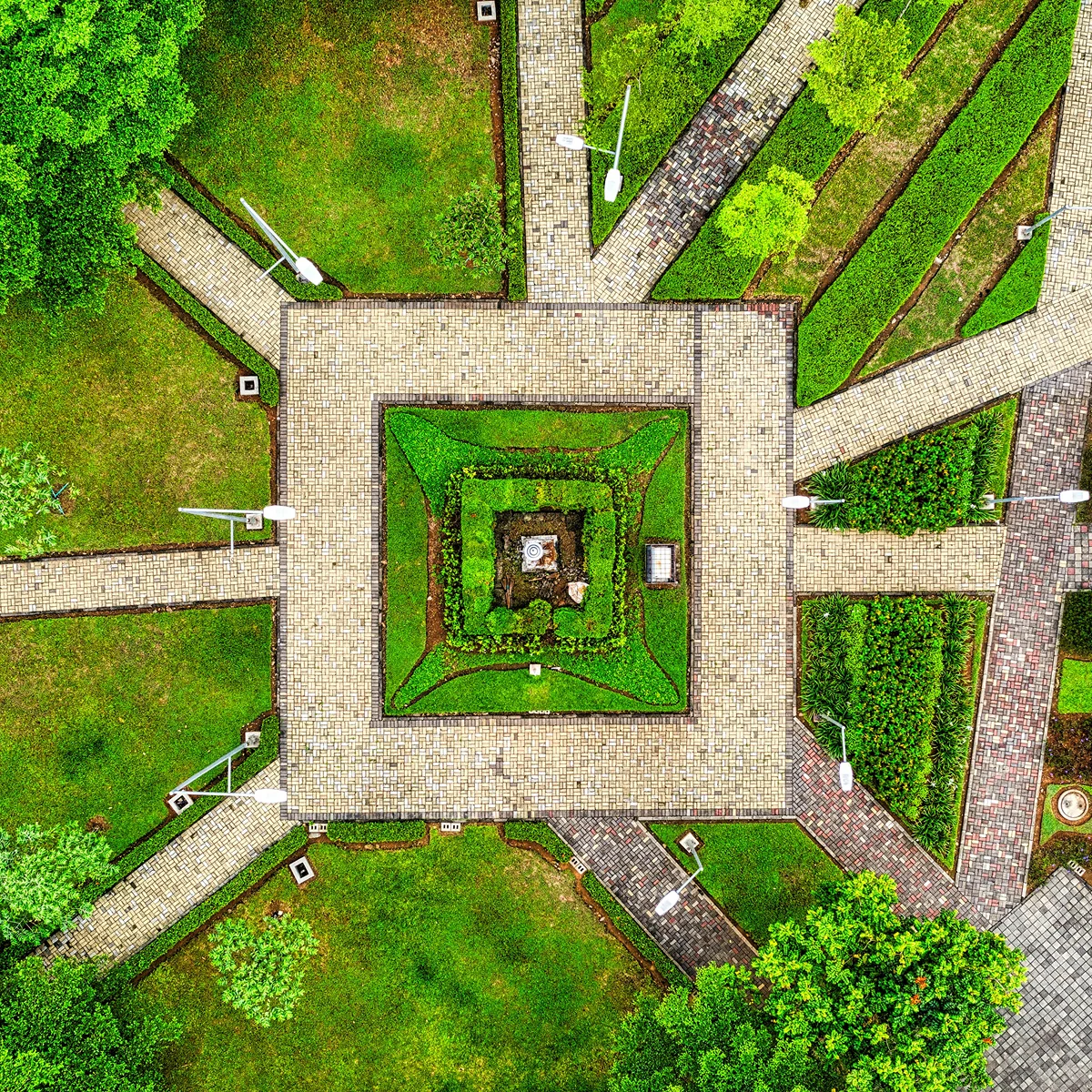 aerial green park square plaza fountain