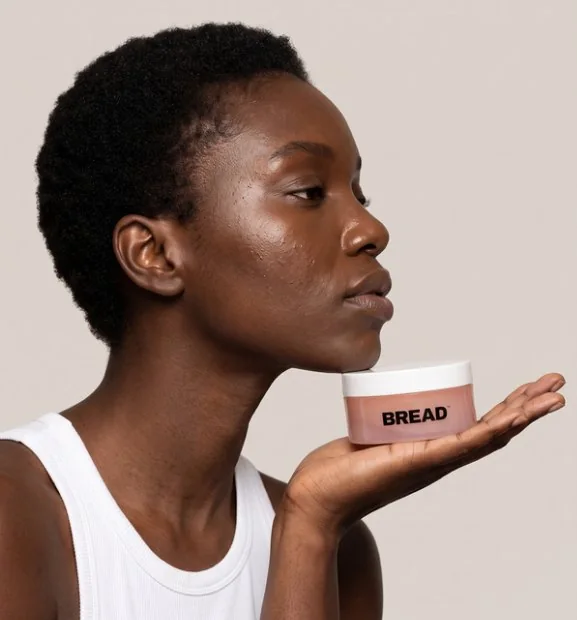 Short natural 4C hair, holding the slick-hold gel