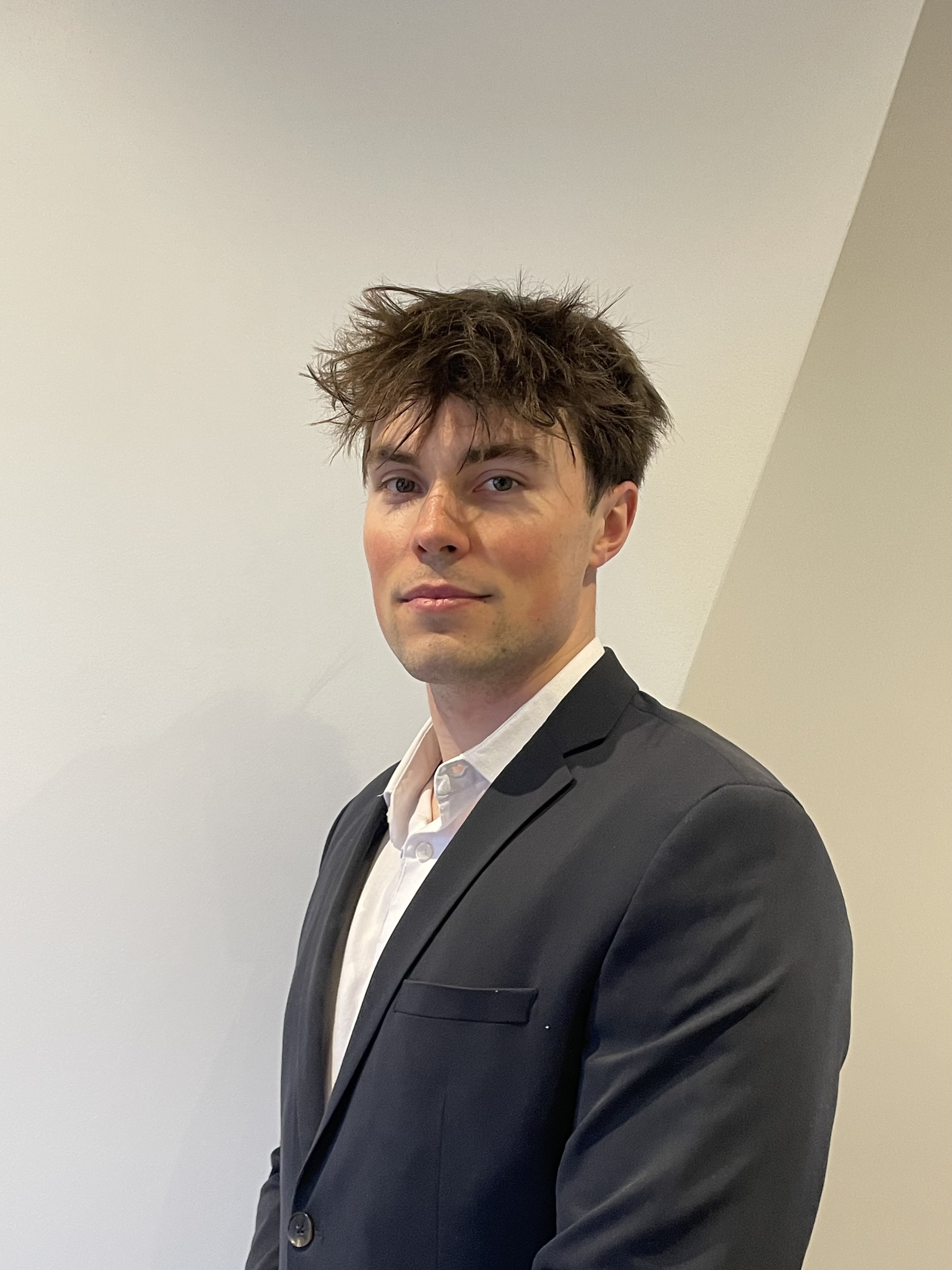 Kevin – Refine Car Management