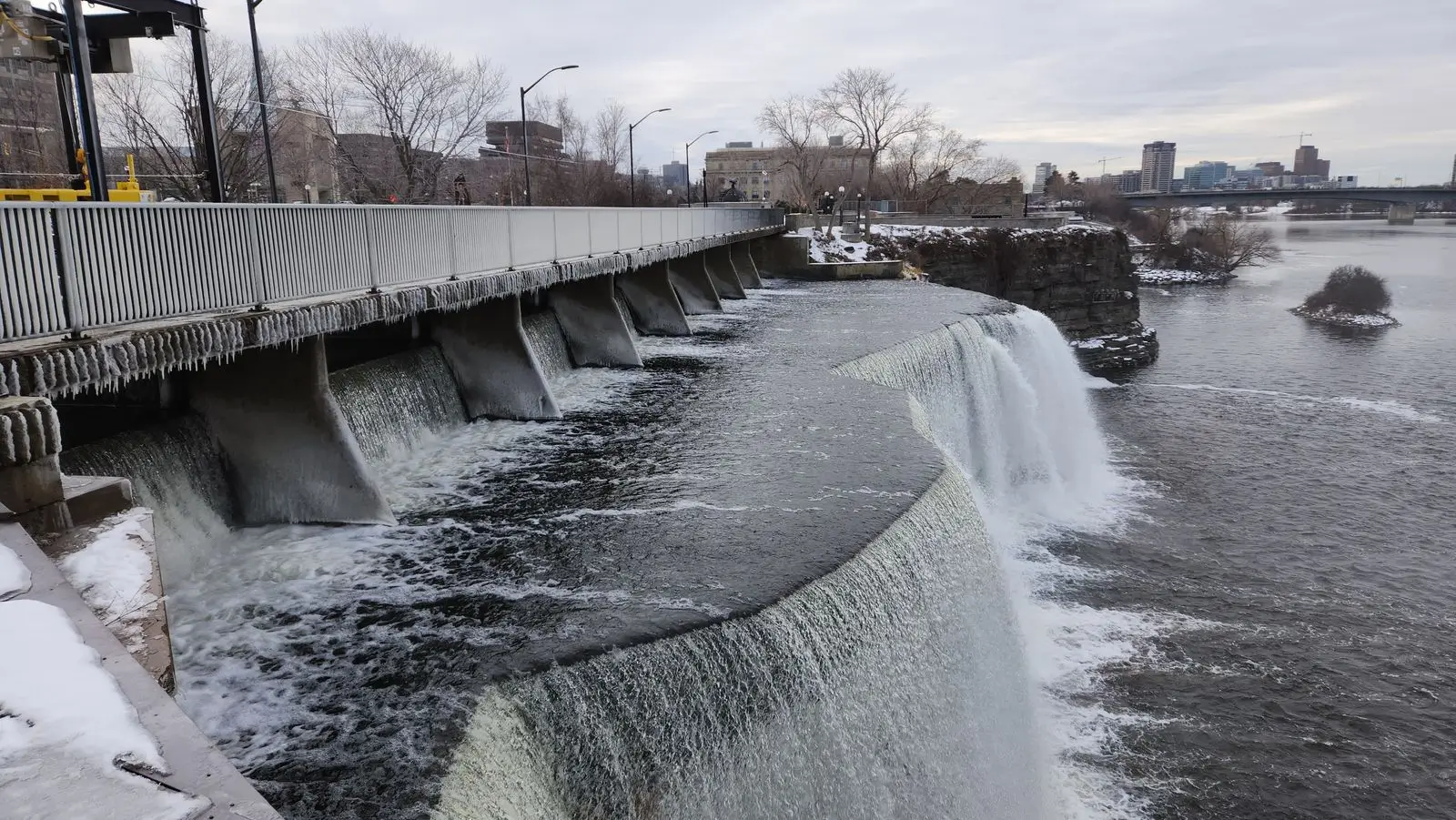 Rideau Falls De-Icing System