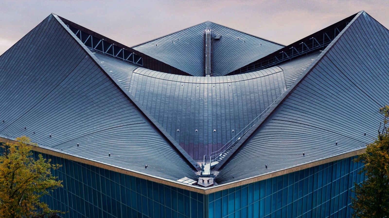 The Design Museum greeting card — architectural reference