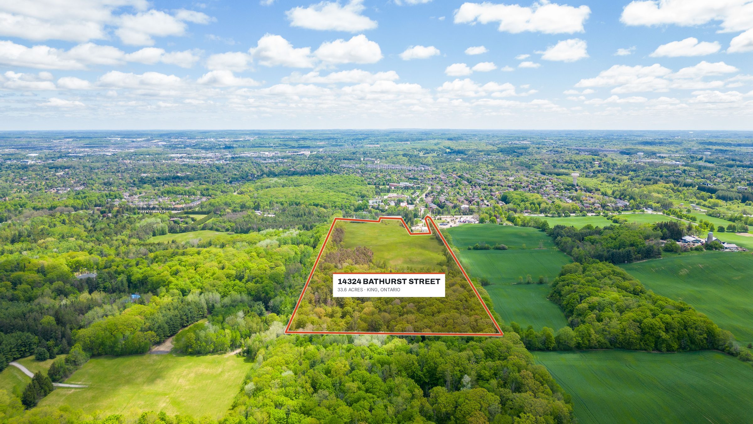 The property in its Oak Ridges Moraine setting.