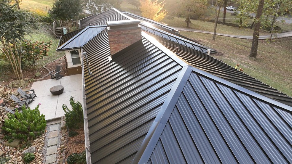 Black standing seam metal roof on a ranch home in Mt. Juliet, Tennessee