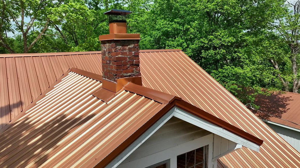 Bronze classic panel metal roof on a Tennessee home in Clarksville