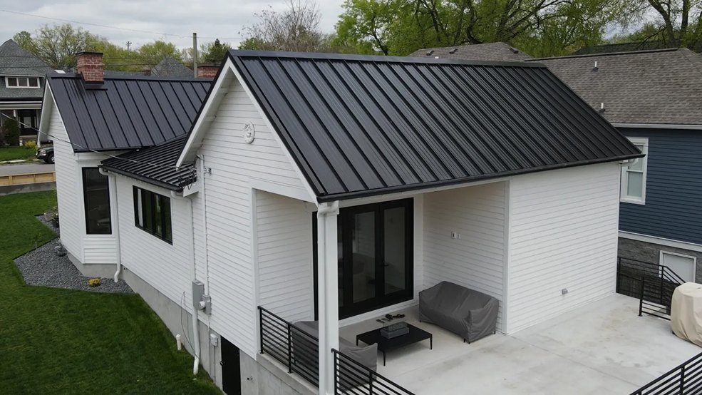 Standing seam metal roof and roofline in East Nashville, TN