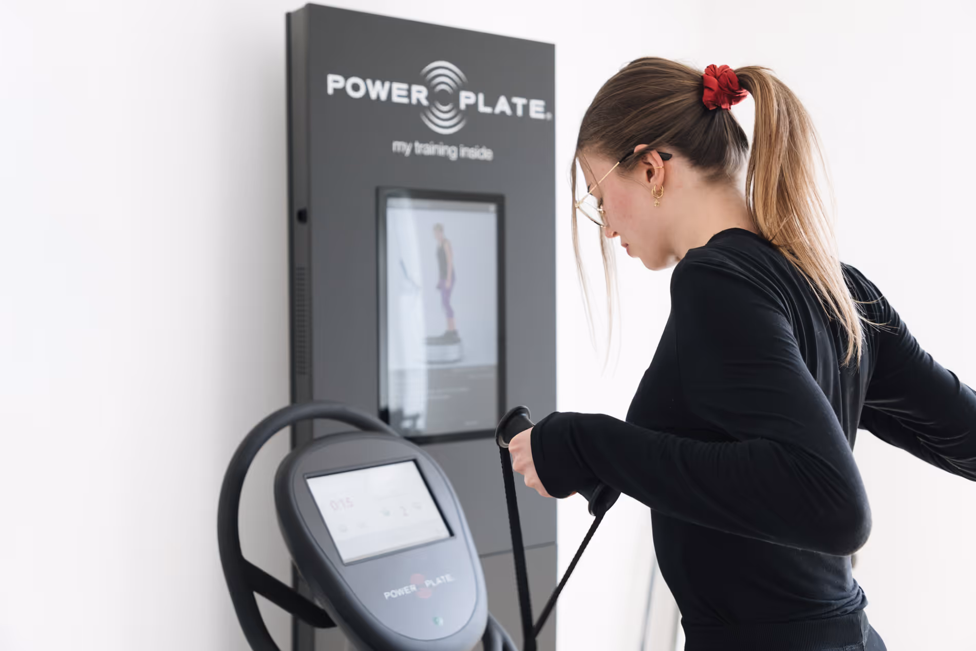 Training auf der Power Plate bei PhysioKonzept