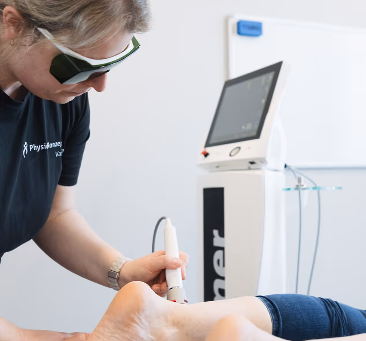 Lasertherapie zur Unterstützung der Regeneration bei PhysioKonzept