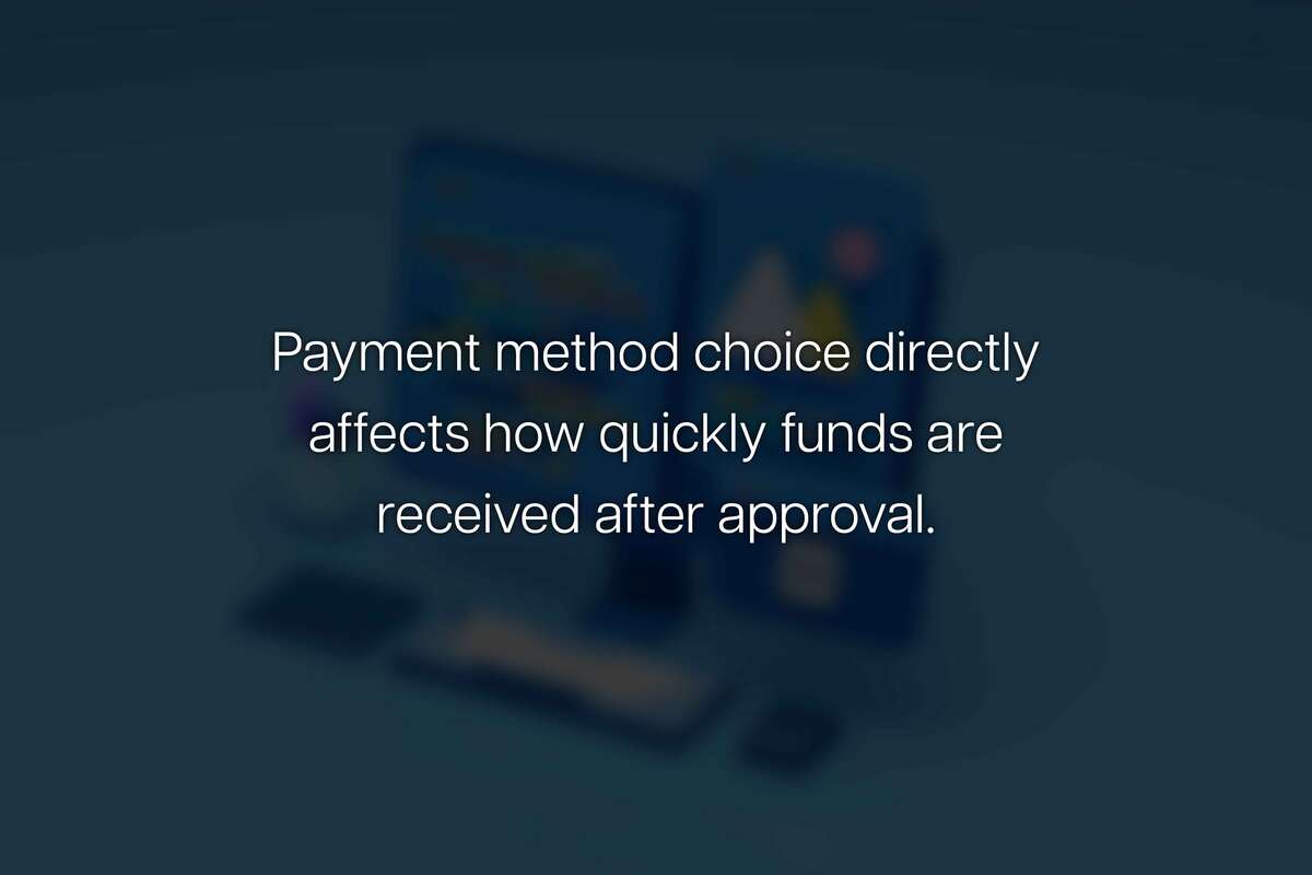 How Do Payment Methods Affect Receipt Timing?