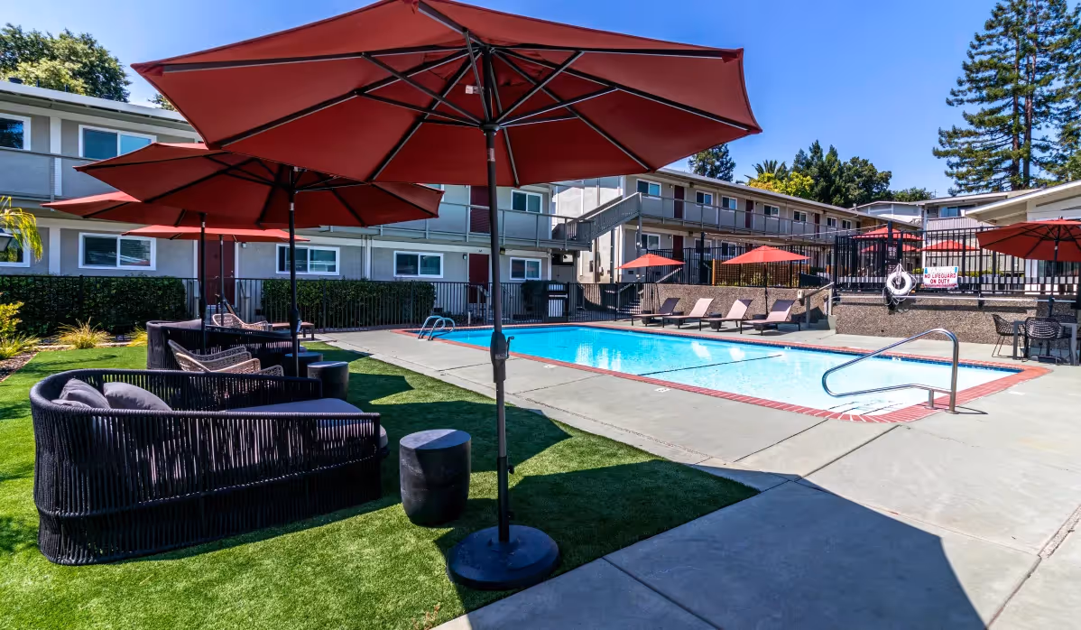 Pool area with seating