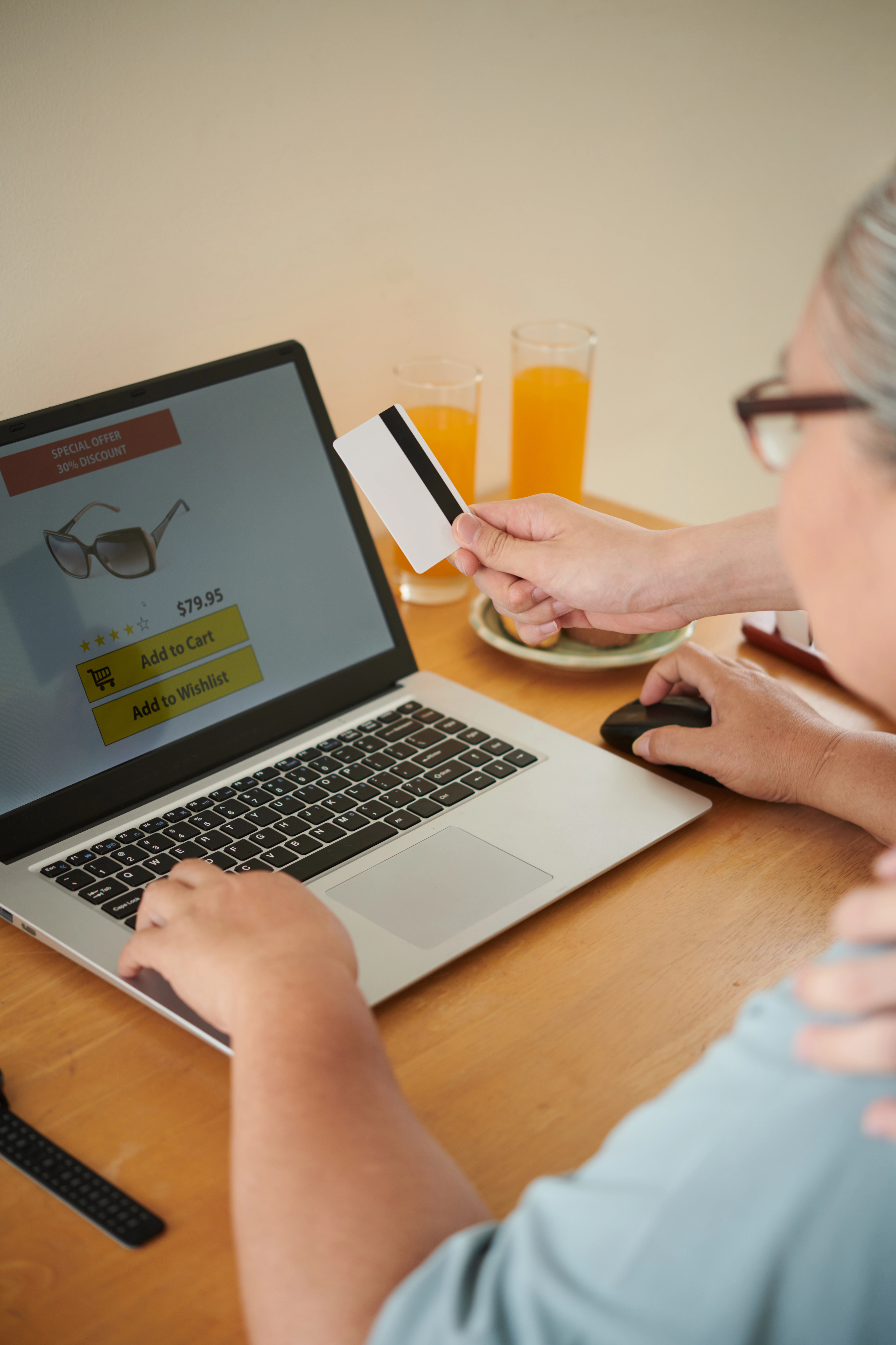 Amazon listing image by Big Internet Ecommerce