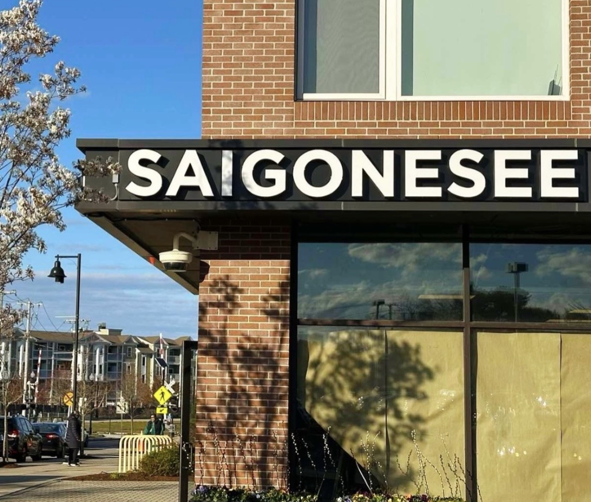 Saigonesee Exterior Sign
