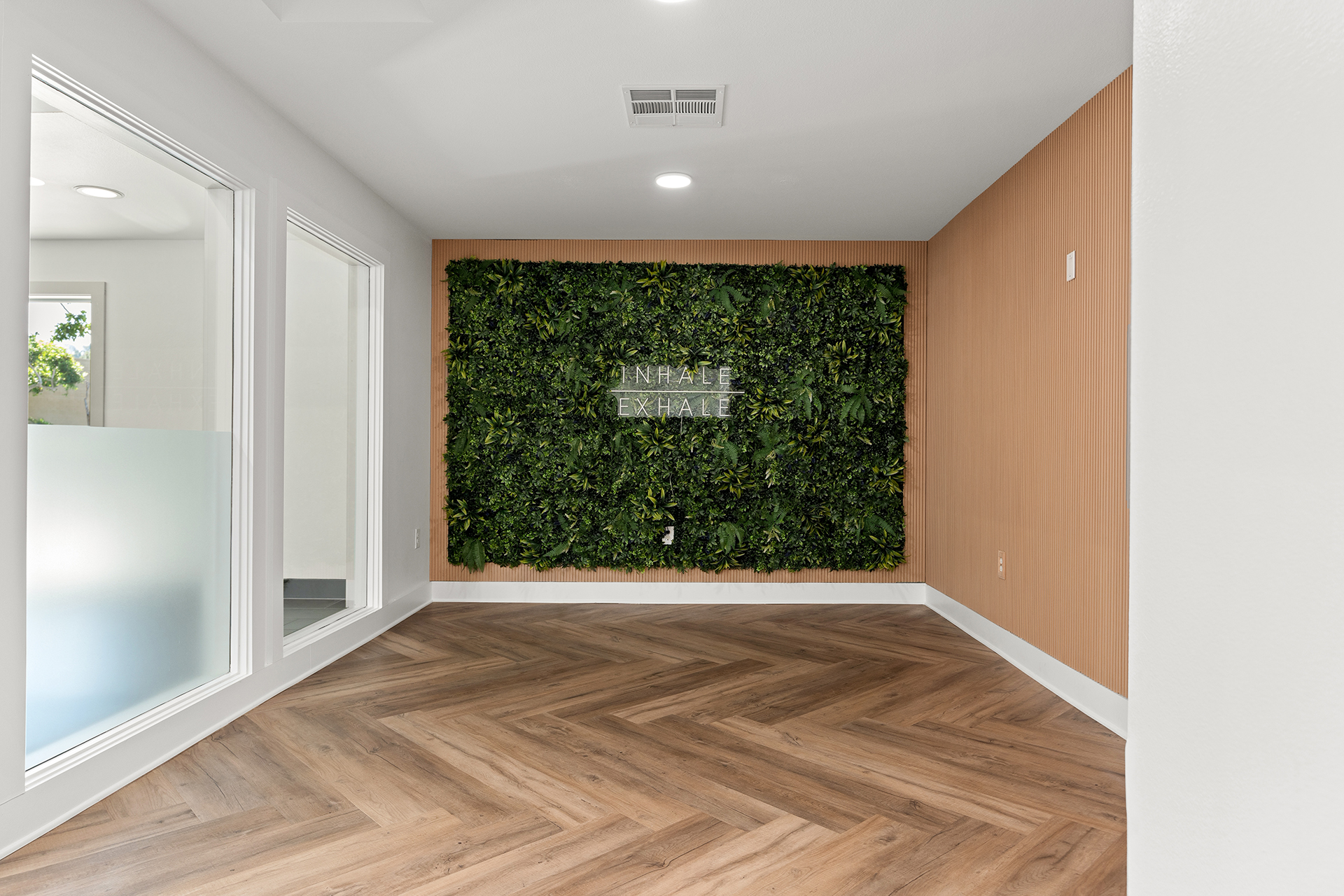 Stretching room