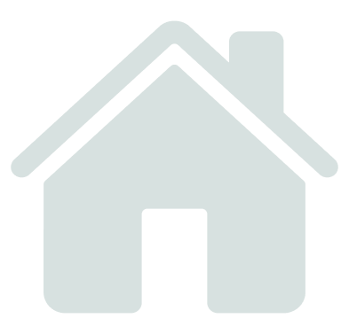 Icône simple d'une maison avec une cheminée sur le côté droit du toit.