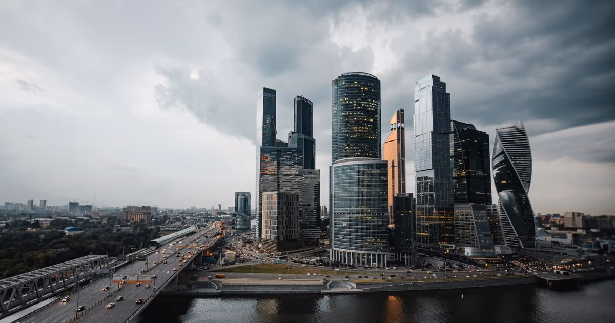 Source: https://www.pexels.com/photo/view-of-modern-skyscrapers-in-downtown-moscow-russia-5059242/