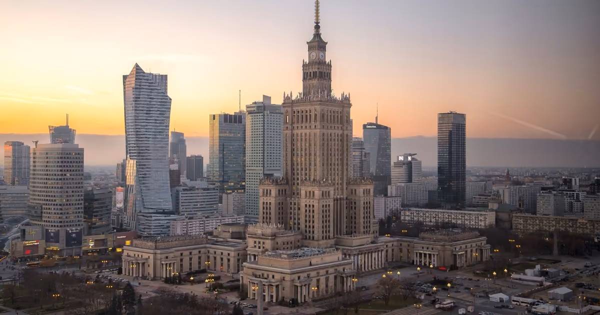 Source: https://unsplash.com/photos/city-skyline-during-day-time-KWcQ6_dk_OM