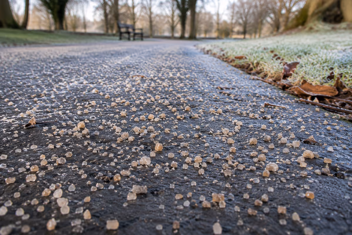 gritted road
