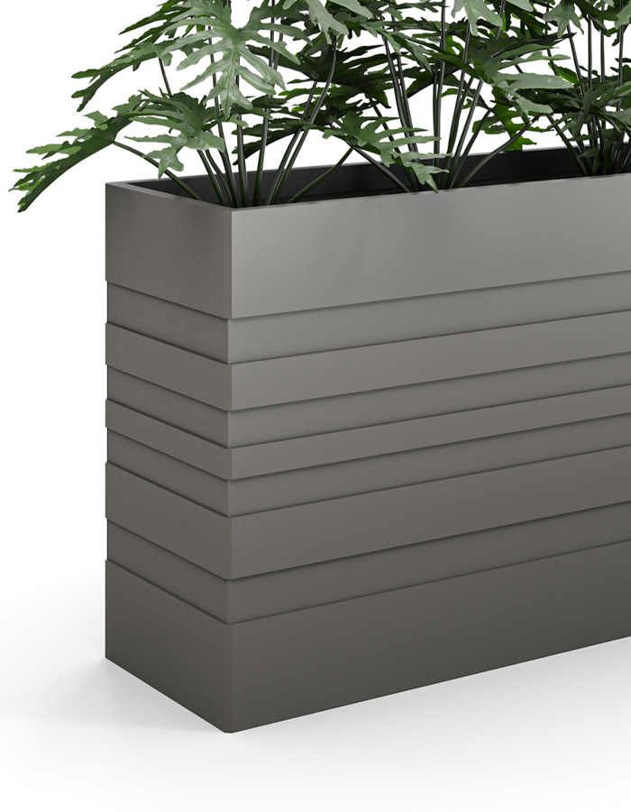 Terra Planter with horizontal accent