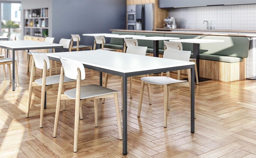 Apron table in a cafeteria.