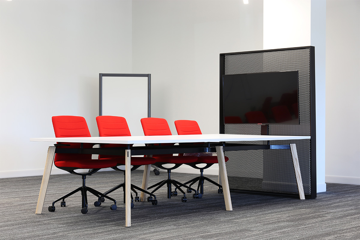 Universal Monitor Mast on Ligouri Table in conference application
