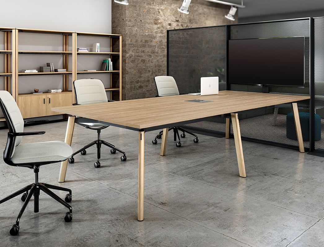 Universal Monitor Mast with Ligouri table in conference application