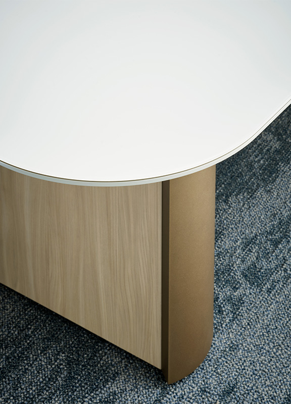Camber base with curve detail.