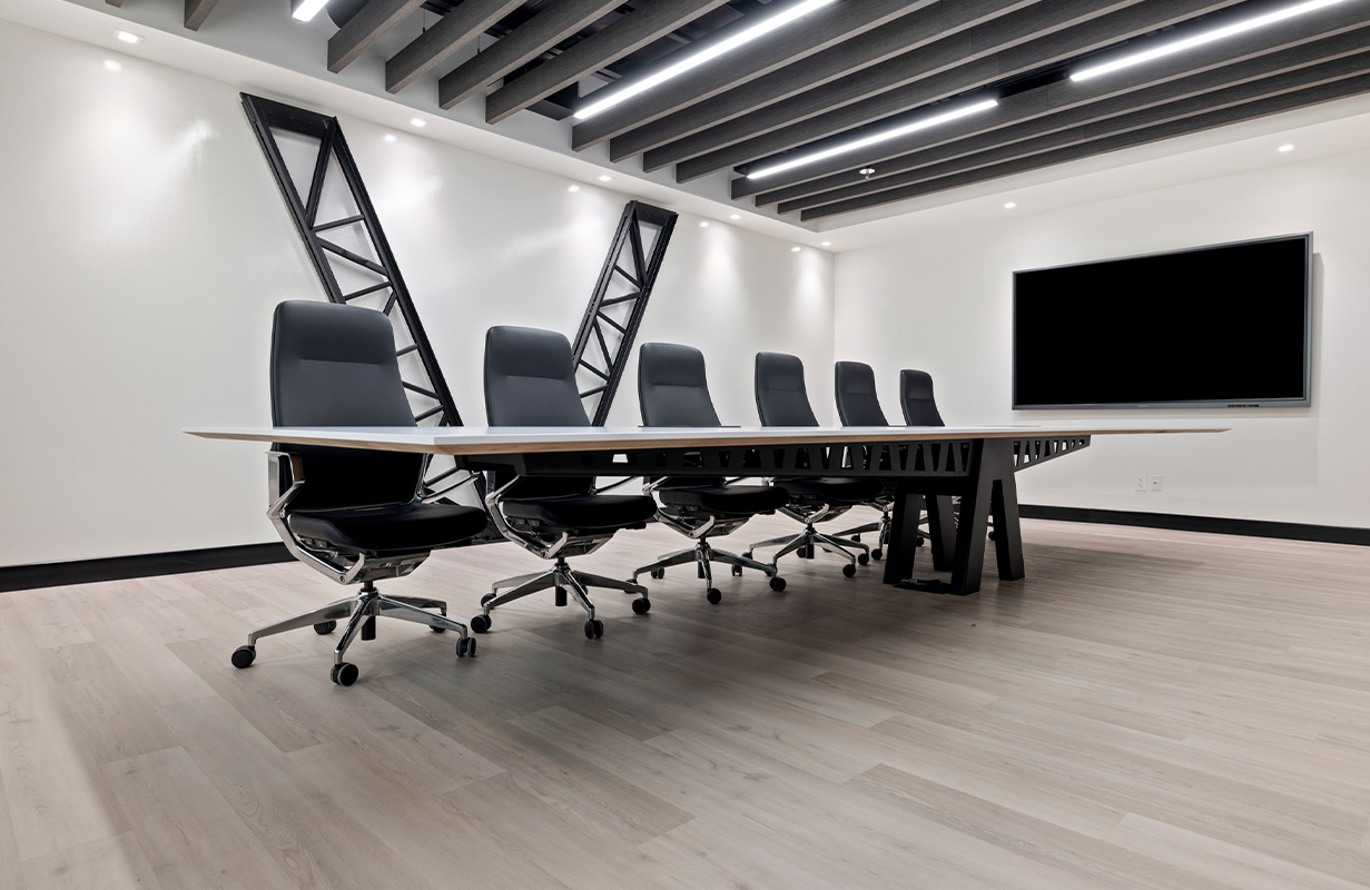 Equilibrium table in a conference room. 